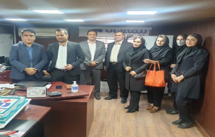 تقدیر از نمایندگان برتر شعبه آبادان بیمه دانا