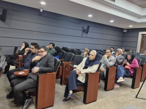 پیام مدیرعامل شرکت بیمه دی به مناسبت هفته دفاع مقدس پیام مدیرعامل شرکت بیمه دی به مناسبت هفته دفاع مقدس