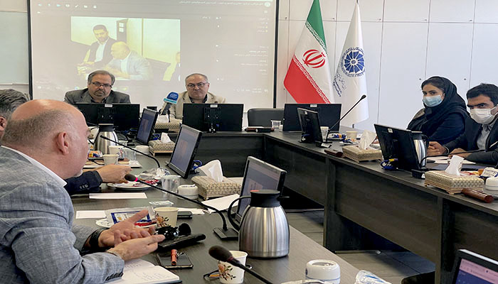 نمایندگان بخش خصوصی در نشست چالش‌های قطعی اینترنت و اثرات آن بر کسب‌وکارها مطرح کردند اقتصاد واقعی در فضای مجازی جریان دارد