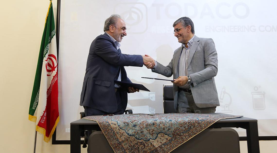 در بازدید از شرکت توفیق دارو انجام شد؛امضای تفاهم نامه همکاری مشترک تیپیکو و دانشگاه علوم پزشکی بقیةالله