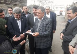 تأمین اجتماعی یک سازمان بیمه ای است تأمین اجتماعی یک سازمان بیمه ای است