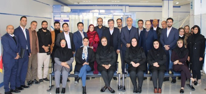 تغییر نگاه صنعت، به بیمه رازی/ رضایت مشتریان اولویت اصلی بیمه رازی