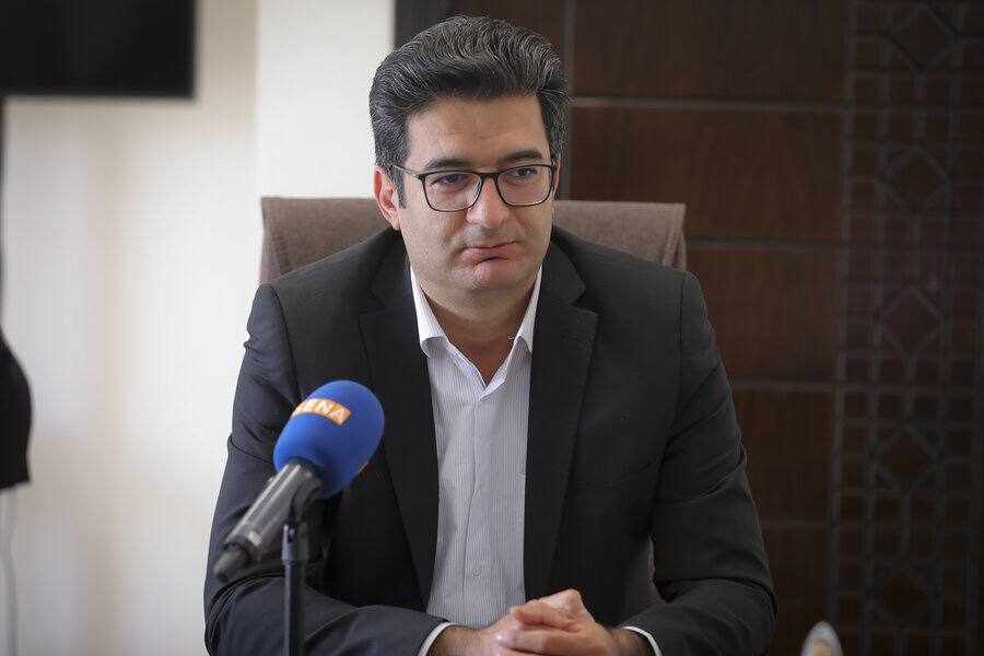 نشان «سیمین انجمن بهره‌وری» به بیمه رازی اهدا شد