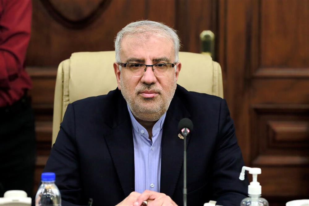 وزیر نفت در نشست هم‌اندیشی با فعالان صنعت پتروشیمی تأکید کرد: چتر حمایتی وزارت نفت منوط به توسعه زنجیره پایین دستی پتروشیمی