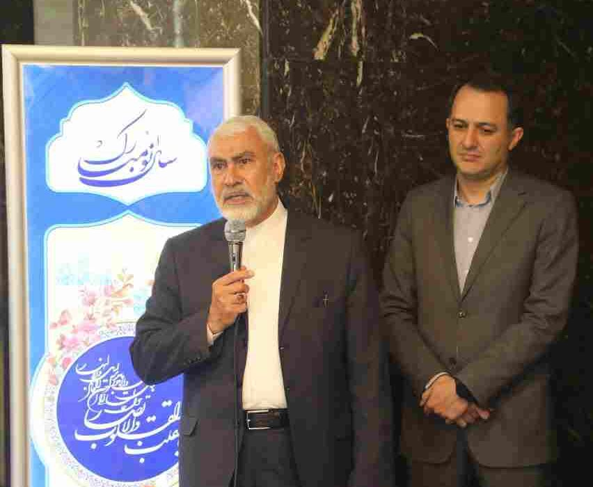 در دیدار نوروزی مدیرعامل موسسه اعتباری ملل با کارکنان مطرح شد تکریم مشتری یکی از اولویتهای موسسه ملل است در دیدار نوروزی مدیرعامل موسسه اعتباری ملل با کارکنان مطرح شد تکریم مشتری یکی از اولویتهای موسسه ملل است