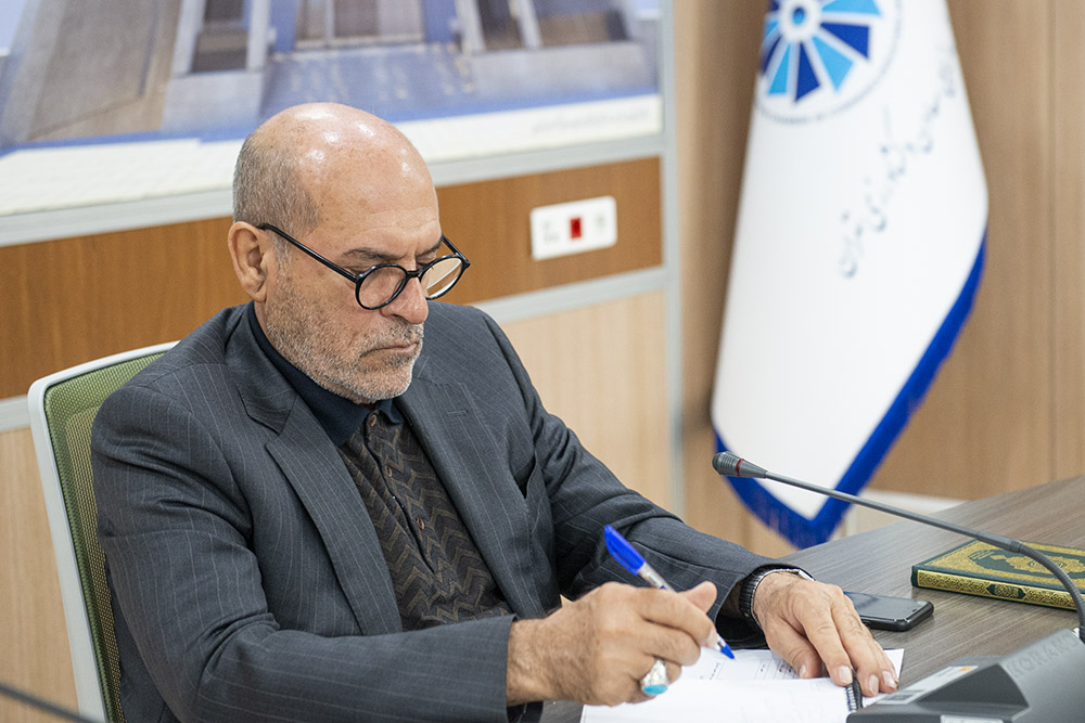 رئیس اتاق بازرگانی تهران در یادداشتی تحلیلی عنوان کرد شکست سیاست ارز ترجیحی رئیس اتاق بازرگانی تهران در یادداشتی تحلیلی عنوان کرد شکست سیاست ارز ترجیحی