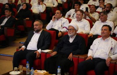 مراسم بزرگداشت هفته کارگر و تجلیل از کارگران نمونه پتروشیمی جم برگزار شد
