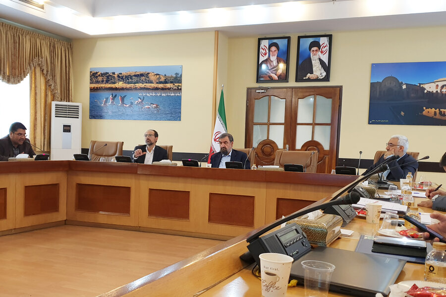 معاون اقتصادی رئیس جمهور: مفاد بسته حمایتی بهمن ۱۴۰۰ از بورس، استمرار پیدا کند