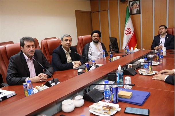 مدیرعامل سازمان بنادر در مراسم معارفه معاون مهندسی: ۲۸ هزار و ۵۰۰ میلیارد تومان پروژه عمرانی در بنادر شمال‌ و جنوب کشور در دست اجراست/ بندر بزرگ خوزستان احداث می‌شود/ تامین تجهیزات پیشرفته بندری و دریایی در دستور کار سازمان بنادر