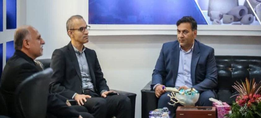 حضور مدیرعامل شرکت پتروشیمی خوزستان در غرفه هلدینگ خلیج فارس حضور مدیرعامل شرکت پتروشیمی خوزستان در غرفه هلدینگ خلیج فارس