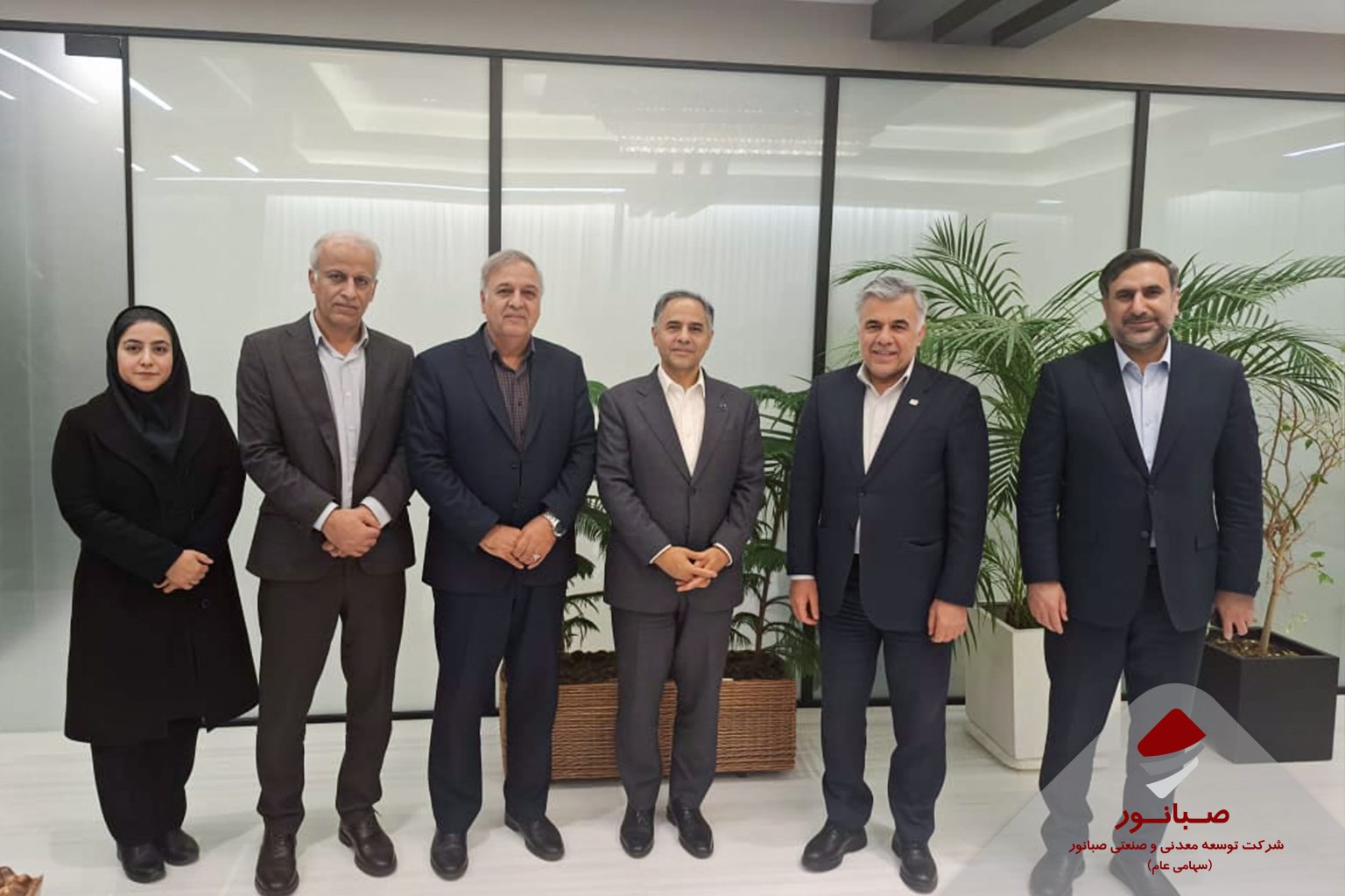 جلسه مدیرعامل صبانور با مدیرعامل بانک تجارت با محوریت تسریع در تأمین مالی پروژه‌ها