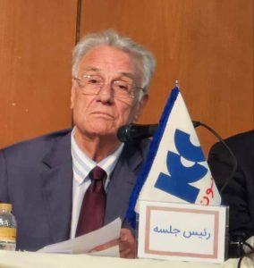 آیا فروشگاههای زنجیرهای در حال نابودی فرصتهای شغلی محلی هستند؟ آیا فروشگاههای زنجیرهای در حال نابودی فرصتهای شغلی محلی هستند؟