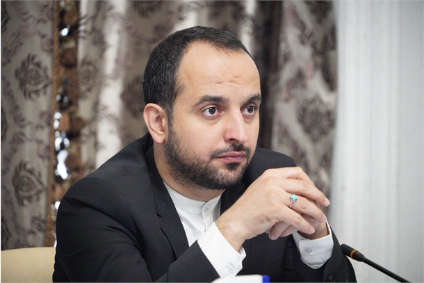 معاون برنامه ریزی و توسعه منابع سازمان بنادر تاکید کرد: اراده کشور بهره‌گیری از ظرفیت‌های دریا است/ انضباط مالی هرچه بیشتر در دستورکار سازمان بنادر/ مطالعات توسعه دریامحور تا ۵ ماه آینده به اتمام می‌رسد