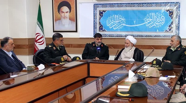 سردار رادان تاکید کرد: مبارزه با سرقت و جمعآوری معتادان متجاهر، اولویتهای پلیس در سال جدید سردار رادان تاکید کرد: مبارزه با سرقت و جمعآوری معتادان متجاهر، اولویتهای پلیس در سال جدید