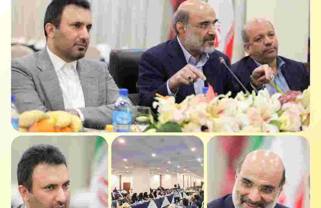 سرمایه گذار بخش خصوصی در بنادر ایران عنوان کرد: مزیت های جذاب اقتصادی بنادر برای سرمایه گذاران/ درآمدزایی بیشتر بخش خصوصی با انجام فعالیت های اقتصادی ترکیبی در بنادر/ دولت به عنوان بازوی حمایتی سرمایه گذاران عمل کند سرمایه گذار بخش خصوصی در بنادر ایران عنوان کرد: مزیت های جذاب اقتصادی بنادر برای سرمایه گذاران/ درآمدزایی بیشتر بخش خصوصی با انجام فعالیت های اقتصادی ترکیبی در بنادر/ دولت به عنوان بازوی حمایتی سرمایه گذاران عمل کند