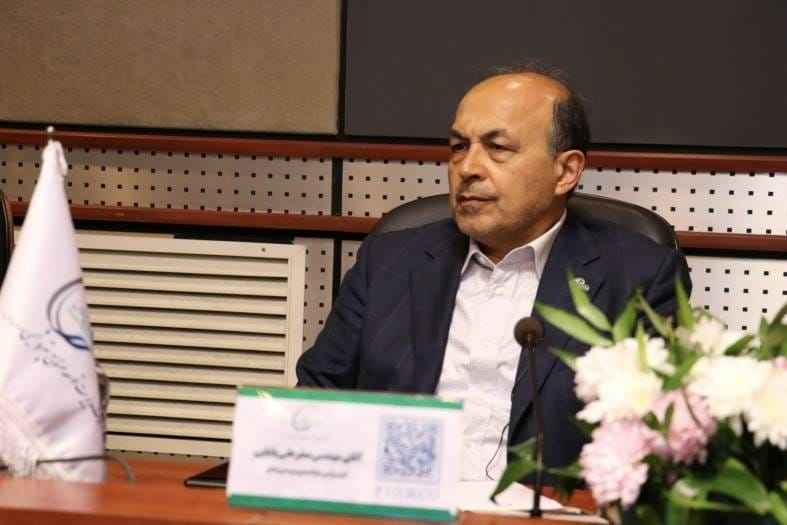 مدیرعامل شرکت مدیریت توسعه صنایع پتروشیمی: هلدینگ خلیج‌فارس با شهامت اجرای بزرگترین پروژه‌ها را با داخلی‌ها آغاز می‌کند/ داخلی‌سازی در صنعت پتروشیمی تبدیل به یک فرهنگ شده است