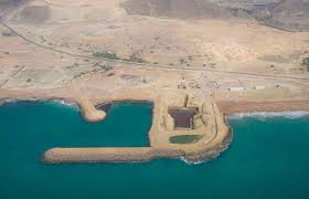 بازدید موثقی نیا از آبگیر و زمین ایستگاه پمپاژ گیشاب خط انتقال آب دریای عمان بازدید موثقی نیا از آبگیر و زمین ایستگاه پمپاژ گیشاب خط انتقال آب دریای عمان
