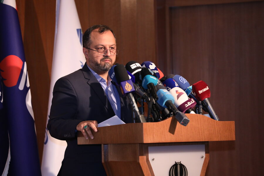 در آیین رونمایی از معاملات گواهی سپرده نفت و میعانات گازی مطرح شد؛ مشارکت بخش خصوصی در فروش نفت با راهاندازی بازار گواهی سپرده در آیین رونمایی از معاملات گواهی سپرده نفت و میعانات گازی مطرح شد؛ مشارکت بخش خصوصی در فروش نفت با راهاندازی بازار گواهی سپرده