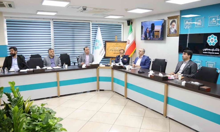 مدیر عامل بیمه ایران در بازدید از نمایشگاه دست آوردهای جهاد دانشگاهی گفت: گسترش کسب و کار با حضور قشر جوان اهمیت زیادی دارد