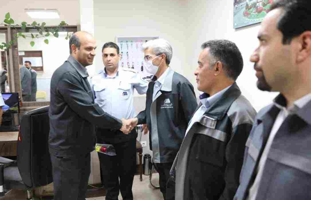 به مناسبت میلاد حضرت زینب(س) و روز پرستار؛ از پرستاران گلگهر تجلیل شد به مناسبت میلاد حضرت زینب(س) و روز پرستار؛ از پرستاران گلگهر تجلیل شد