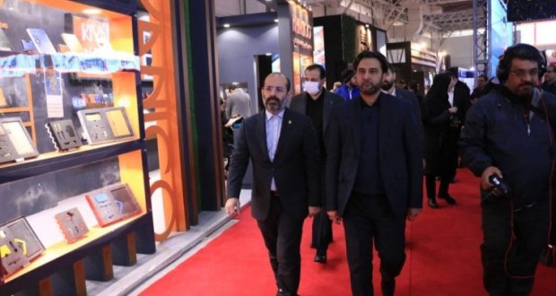 به بهانه برگزاری هجدهمین نمایشگاه تبلیغات؛ دست شرکتهای تبلیغاتی در حنای اعتراضات به بهانه برگزاری هجدهمین نمایشگاه تبلیغات؛ دست شرکتهای تبلیغاتی در حنای اعتراضات