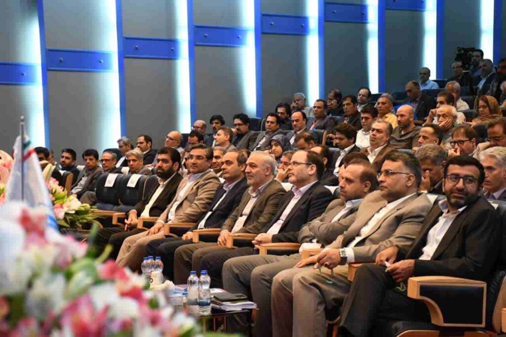 تقدیر از نمایندگان برتر بیمه سرمد در استان خراسان رضوی تقدیر از نمایندگان برتر بیمه سرمد در استان خراسان رضوی