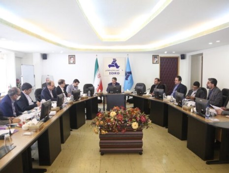 بررسی و تدوین دستور العمل نوسازی و بازسازی صنایع کشور