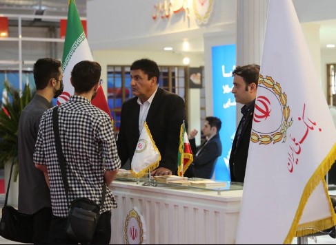 مدیر شعبه آذربایجان غربی بیمه تعاون در حال دیدارهای اثربخش مدیر شعبه آذربایجان غربی بیمه تعاون در حال دیدارهای اثربخش