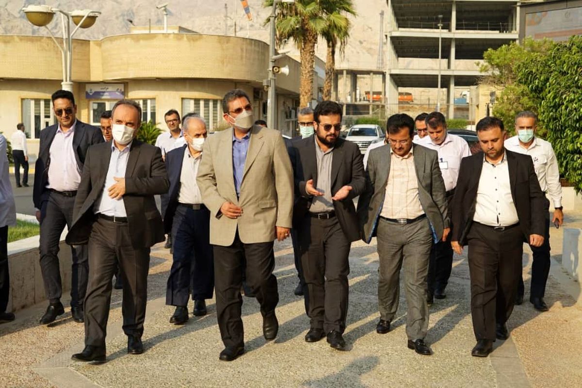 بازدید مدیران عامل شرکت‌های سرمایه‌گذاری غدیر و هلدینگ نفت و گاز پارسیان از پتروشیمی زاگرس