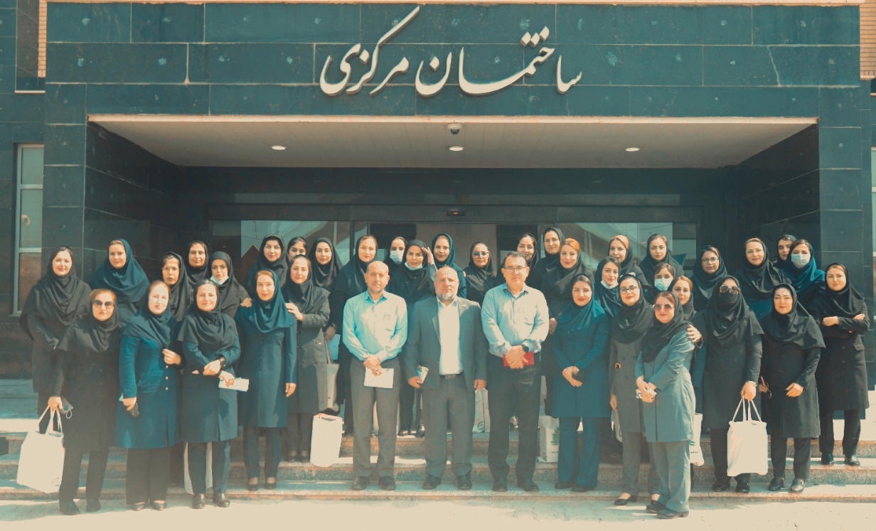 مدیرعامل پتروشیمی اروند در دیدار با بانوان مجتمع:    سازمان در همه ابعاد باید توسعه متوازن یابد / خانواده‌ دارای جایگاه خاصی است