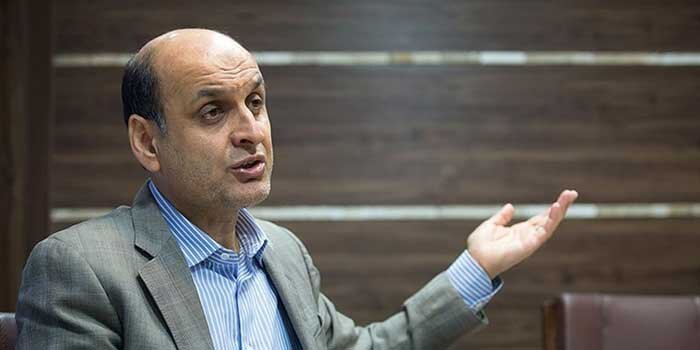 یک کارشناس اقتصادی  : قیمت‌گذاری دستوری منجر به کنترل تورم نشده و نخواهد شد