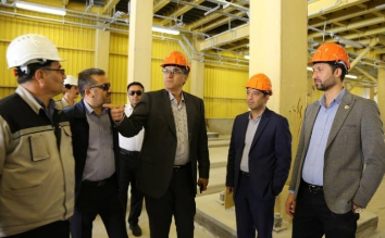 مدیر عامل پتروشیمی لردگان در دیدار مسولان بانک مرکزی مطرح کرد پتروشیمی لردگان در مسیر چهارمین رکوردزنی/ امسال رکورد تولید را میزنیم مدیر عامل پتروشیمی لردگان در دیدار مسولان بانک مرکزی مطرح کرد پتروشیمی لردگان در مسیر چهارمین رکوردزنی/ امسال رکورد تولید را میزنیم
