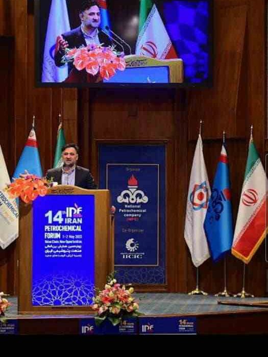 مشاور وزیر اقتصاد: خدمات بانک ملی به ایثارگران قابل تقدیر است مشاور وزیر اقتصاد: خدمات بانک ملی به ایثارگران قابل تقدیر است