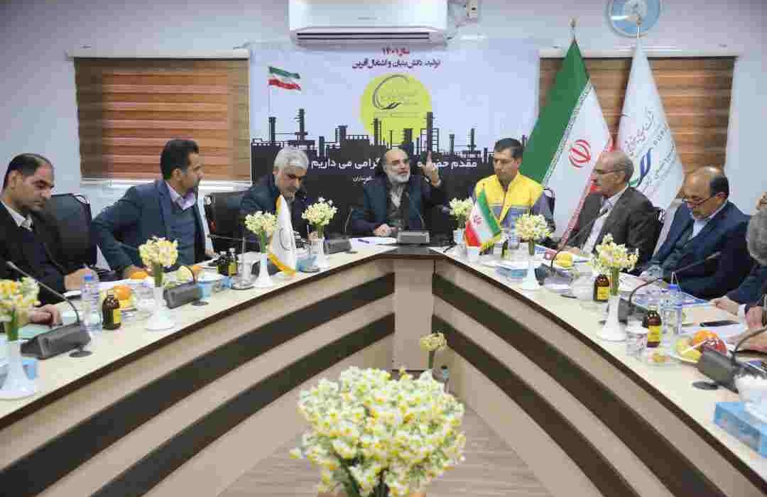 اخطار دکتر عـلی عسـکری مدیرعامل شـرکت صنـایع پتـروشیمی خلیـج فـارس به پیمانکاران ضعیف/ کوتاه نمیآییم اخطار دکتر عـلی عسـکری مدیرعامل شـرکت صنـایع پتـروشیمی خلیـج فـارس به پیمانکاران ضعیف/ کوتاه نمیآییم