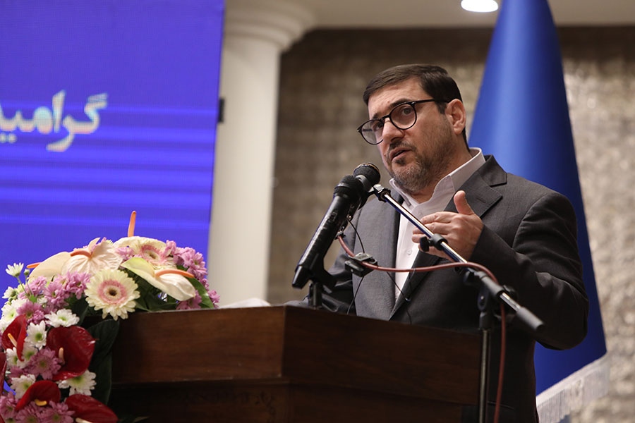 تقدیر وزیر ارتباطات از عملکرد مالی سال ۹۸ پست بانک تقدیر وزیر ارتباطات از عملکرد مالی سال ۹۸ پست بانک